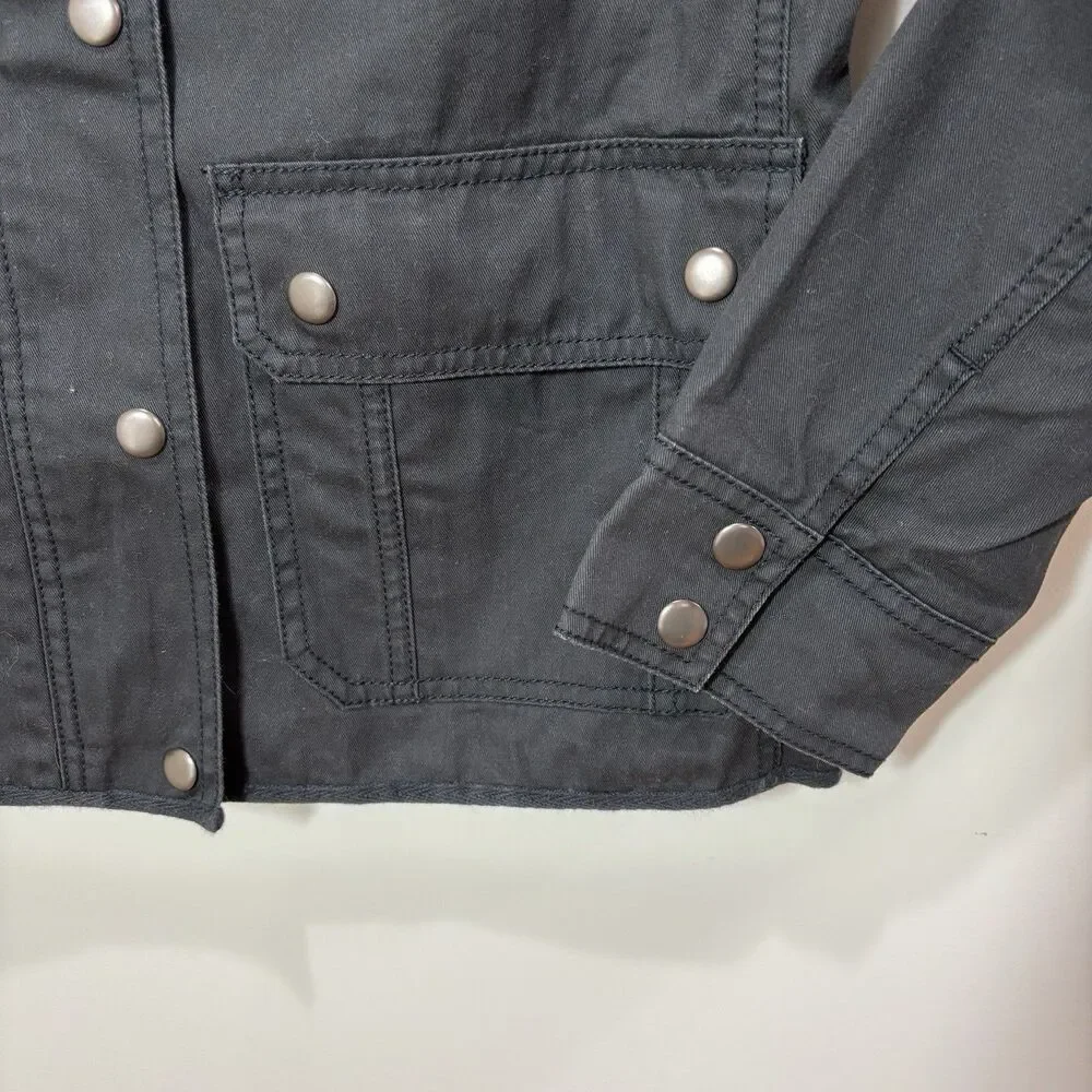 J. Crew features crew
